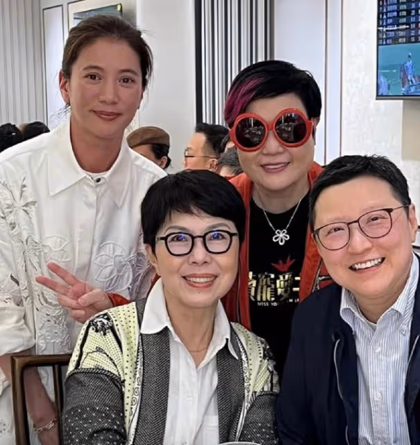香港知名女星罕露面，做骨髓檢驗被曝患重病，與富貴女友恩愛十年