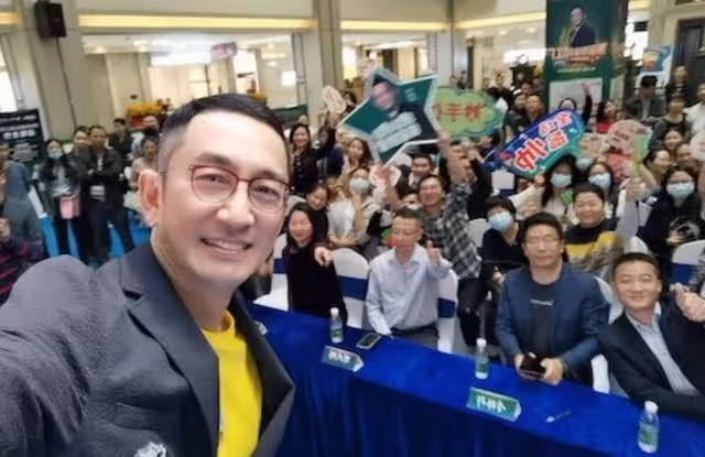 再置業？知名港星被曝看中深圳頂級豪宅，駐內地發展賺得盆滿缽滿
