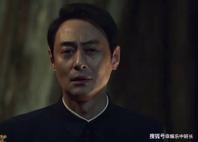 《無間》「青衣」真正身份被揭，竟是閃官身邊的方立忍