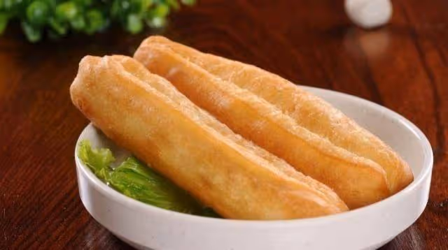 教你油條的新做法,不用油炸,油條不油膩,味道更好吃