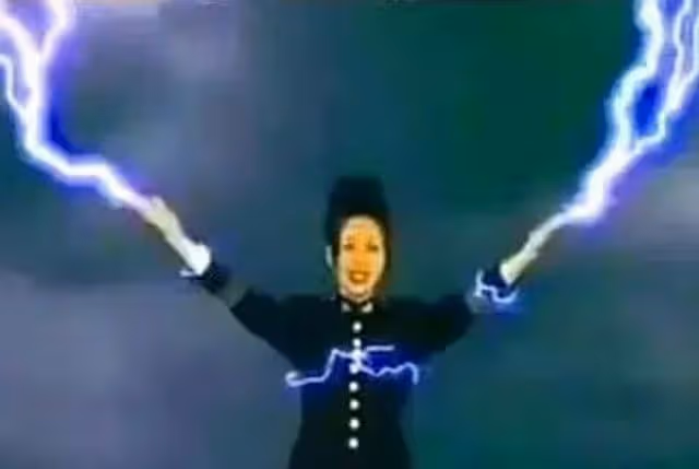 爆笑！那英馬嘉祺情頭放到現在也很炸裂，流浪地球導演空手套白狼