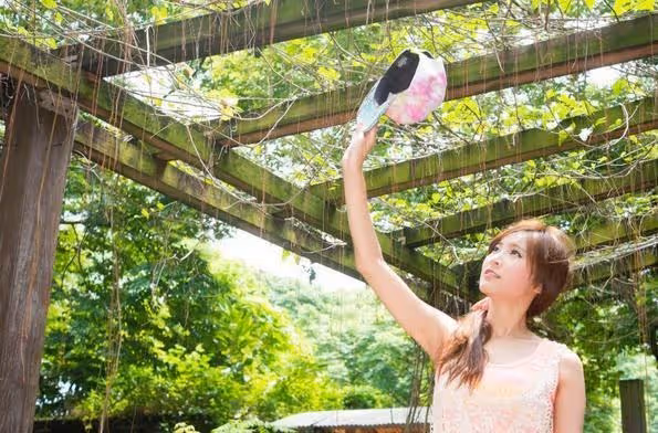 兒媳20萬陪嫁首飾,婆婆全偷給小姑子:沒關係,兒媳比較好欺負