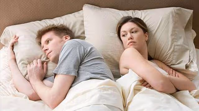 10萬陪嫁被丈夫偷偷借給小姑子:她是我親妹,我當然要借錢給她