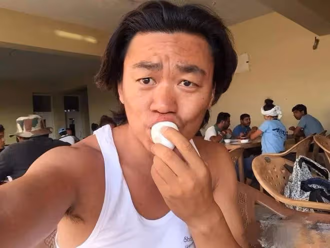 馮清成老賴恐是第二個馬蓉?王寶強老家唱戲疑不知情,自稱很幸福