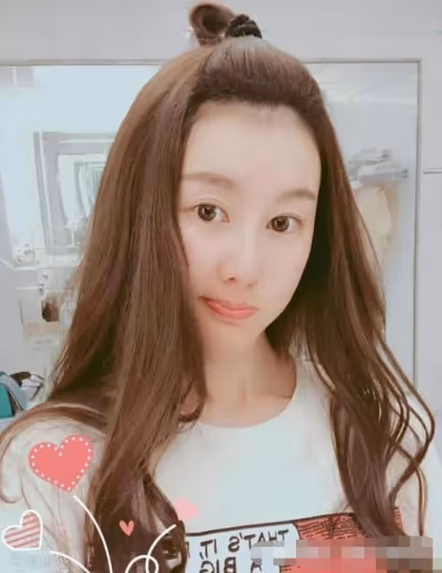 女友被執行188萬成翻版馬蓉?王寶強回鄉唱戲心情佳,直言很幸福