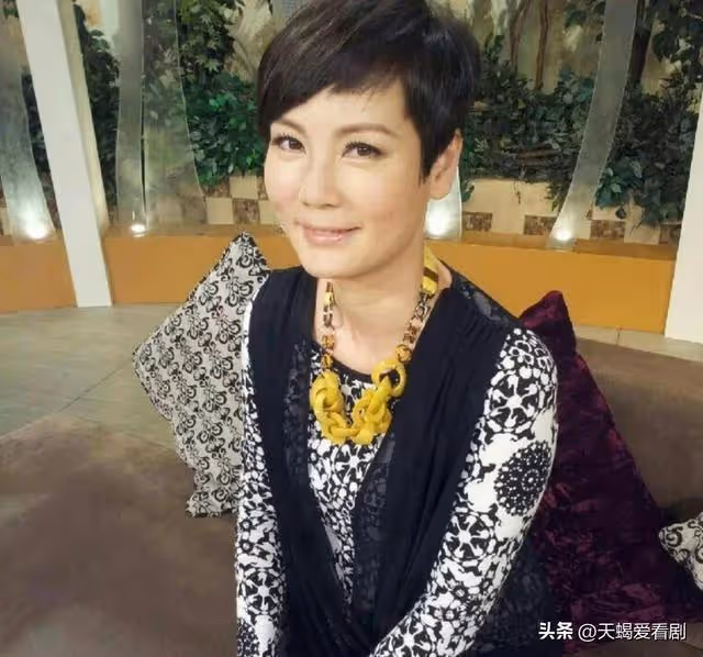 盤點「TVB金牌綠葉」溫裕紅出演過的那些「悲慘母親」