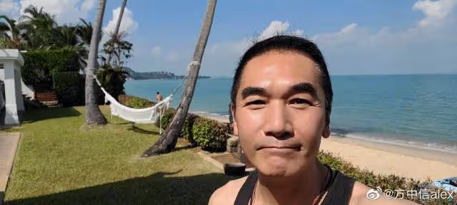知名港星罕見現身上海!低調巡視店鋪業務,身形消瘦被懷疑患病