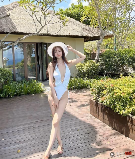 「最美禮生」裸睡自拍床照流出！寧寧15歲「家人」竟頭靠頭睡身邊