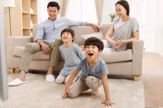 鳳凰男的不解：老婆年薪百萬，我答應每年給弟弟20萬，她鬧離婚