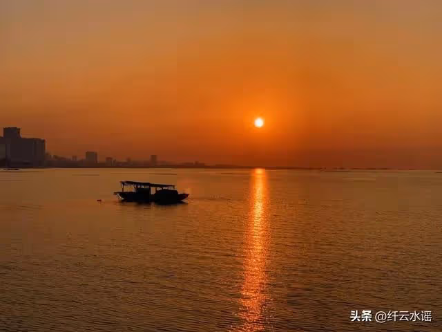 32歲離婚後,老媽讓我回家住,卻不知這是噩夢的開始