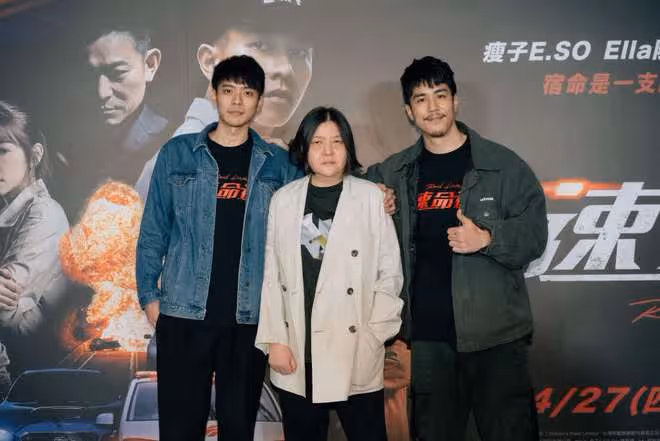 柯受良小兒子當電影導演,感謝劉德華特別出演!近照曝光高大帥氣