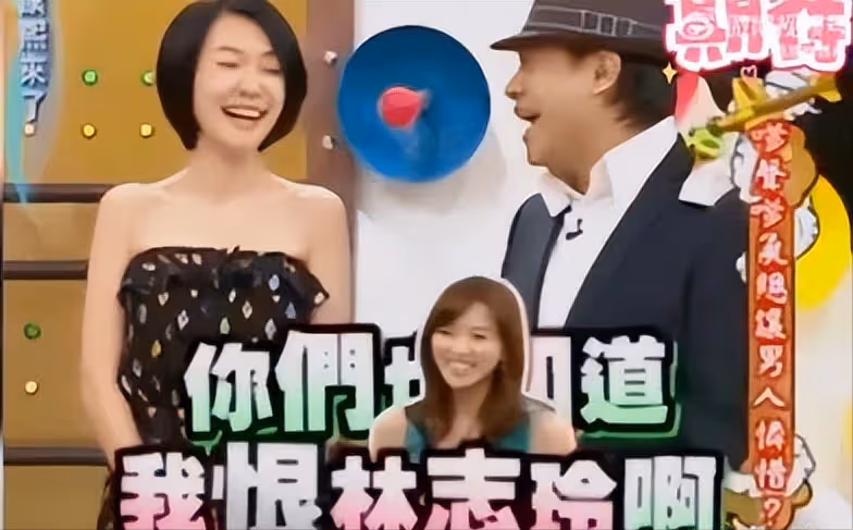 再接新代言!小S15歲二女兒再曬廣告大片,露小蠻腰氣質不輸林志玲