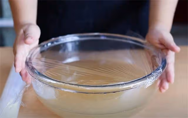 想吃手搓冰粉不用買，配方訣竅都教你，冰涼爽滑，難怪那麼受歡迎