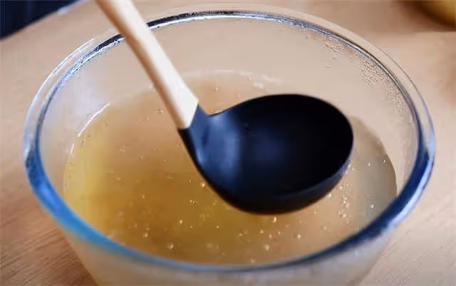 想吃手搓冰粉不用買,配方訣竅都教你,冰涼爽滑,難怪那麼受歡迎