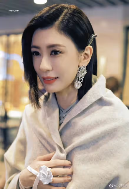 48歲賈靜雯參加《浪姐》暴瘦,兩周魔鬼訓練後體重已不足90斤