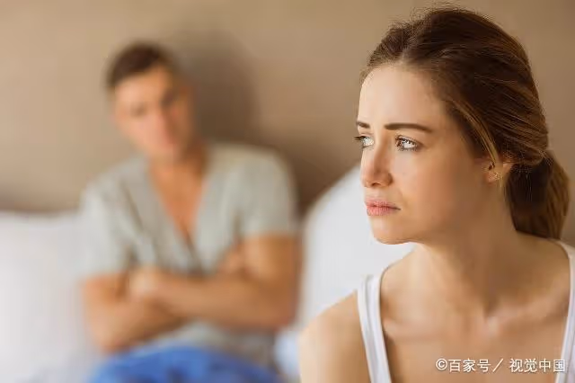 「兒子，她生個女兒有什麼嬌貴的。」「媽，不用你管，我伺候她」