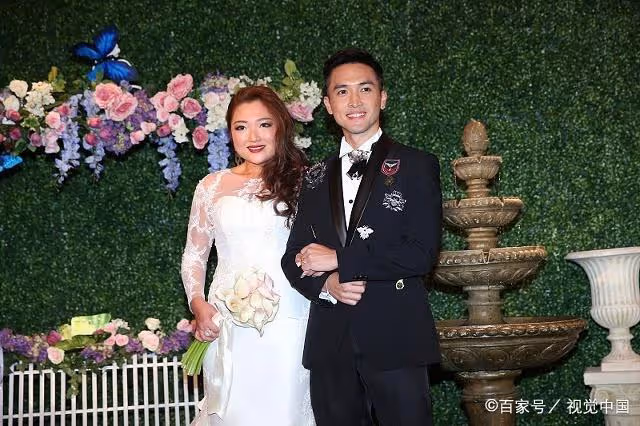 「老公,我弟弟結婚,媽讓咱們拿10萬」「太少了,咱們拿20萬吧」