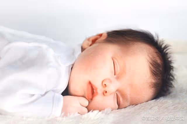 「媽,我生的是兒子,那50萬拆遷款都得給我吧?」「一家25萬」