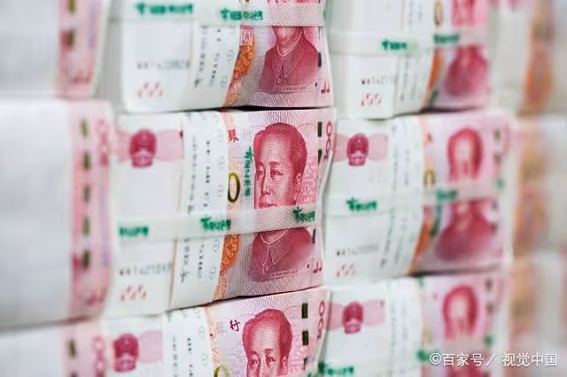 「媽,我生的是兒子,那50萬拆遷款都得給我吧?」「一家25萬」