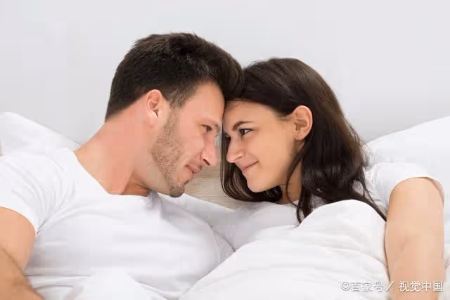 結婚以後,如果婆媳發生爭執,無論對錯,丈夫都不應該幫腔婆婆