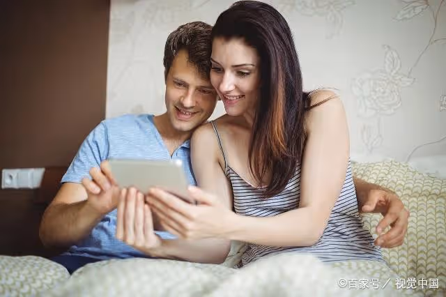 結婚以後,如果婆媳發生爭執,無論對錯,丈夫都不應該幫腔婆婆