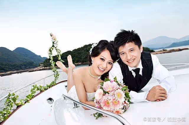 「老婆,拍婚紗照要3萬塊錢,太貴了,不拍了」「不拍就不結婚」
