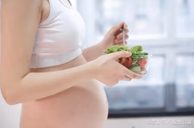 「婆婆,我二胎生了兒子,說好的20萬呢?」「那只是鼓勵的話」