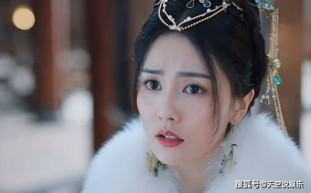《長月燼明》結春蠶的姻緣，不過是場誤會，澹臺燼根本沒碰葉夕霧