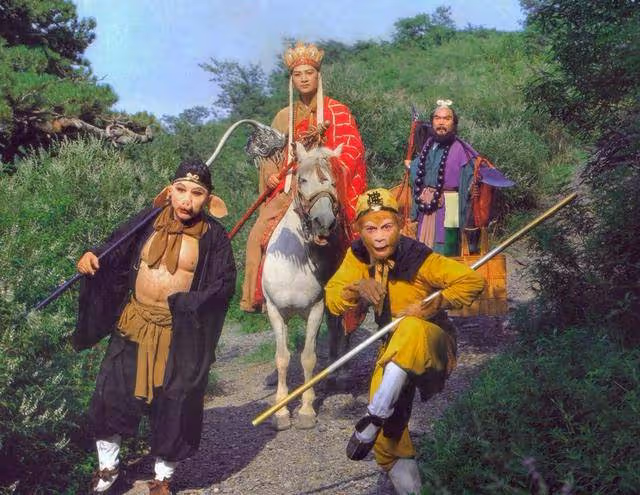 郭德綱演濟公，游本昌「放開了演」！六小齡童卻成「孫悟空正統」