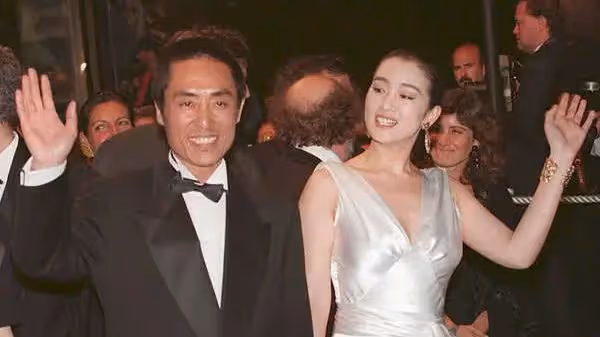 「毀掉」前妻肖華的，不僅是她對張藝謀的執念，還有鞏俐猛烈的愛