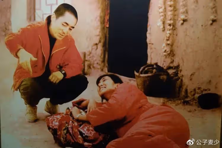 「毀掉」前妻肖華的,不僅是她對張藝謀的執念,還有鞏俐猛烈的愛