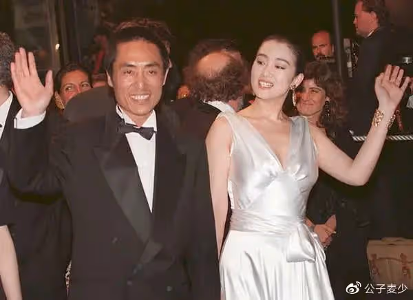 「毀掉」前妻肖華的,不僅是她對張藝謀的執念,還有鞏俐猛烈的愛
