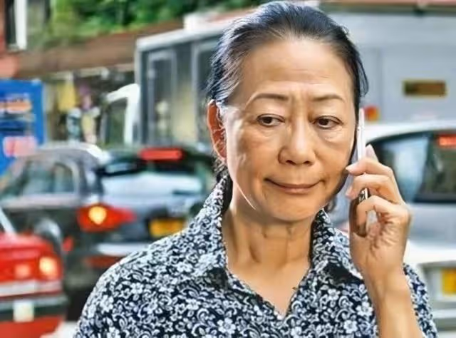 香港知名老戲骨看淡生死,兩度錯失嫁入豪門機會,至今仍孤身一人