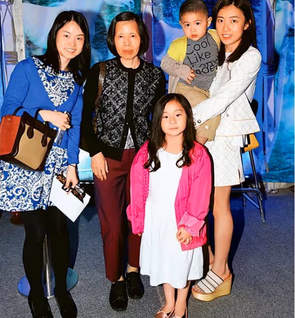7歲有上億豪宅,10歲創業,劉鑾雄的女兒劉秀樺比劉秀盈幸福太多