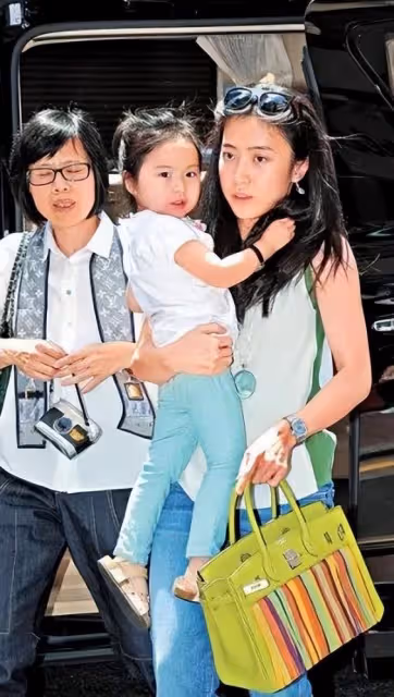 7歲有上億豪宅，10歲創業，劉鑾雄的女兒劉秀樺比劉秀盈幸福太多