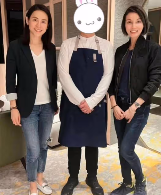 《尋秦記》演員重聚!52歲宣萱狀態佳,鄭雪兒嫁豪門不生娃身材好