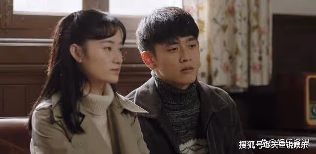 《人生之路》高加林收購報社成上海首富，雙星淪為快遞員為出頭報夜大