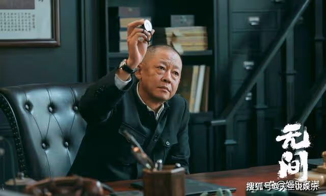 《無間》閃官捨命相救陸風，遺言顛覆眾人三觀，花向雨成幽靈首領