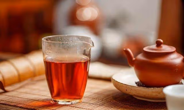 牛奶、香蕉、茶葉，不能空腹吃嗎？真正不能空腹，其實是這些食物