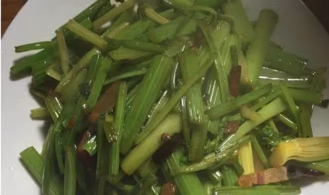 愛吃芹菜的人，健康不會遠離你，芹菜有1大禁忌，早知早受益