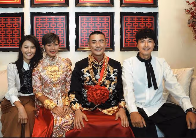 TVB已婚花旦曬與緋聞對象親密挽手照，被網友痛批！老公霸氣維護