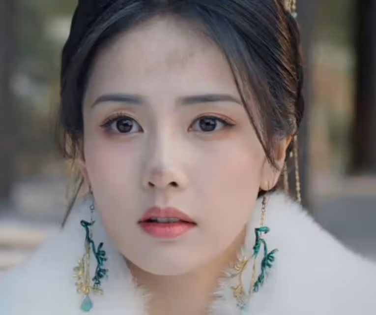 《長月燼明》首播被批濾鏡太高清,穿幫鏡頭明顯!官博回應來了!