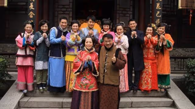 「兒媳,你給我養老吧,那女人只讓吃剩飯」,兒媳霸氣回應:晚了