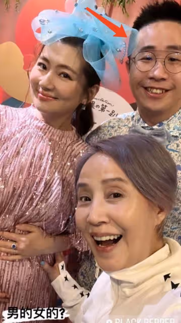 Selina曬party照感恩寶寶是男孩兒,SHE齊聚一堂,男友長相好喜慶