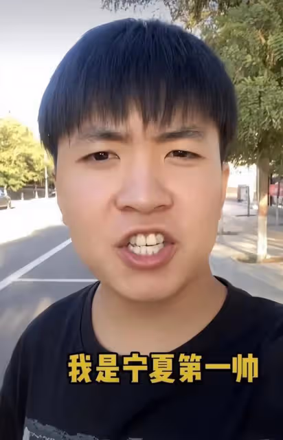 突發,21歲寧夏網紅因飆車身亡,現場畫面曝光非常慘烈,一片狼藉