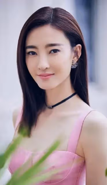 《無間》王麗坤:刀尖上跳舞的女人
