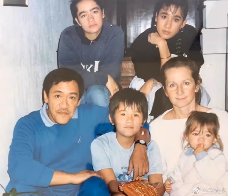香港戲骨吳耀漢去世！曾每月洗腎4次續命，身家35億一分不給兒子