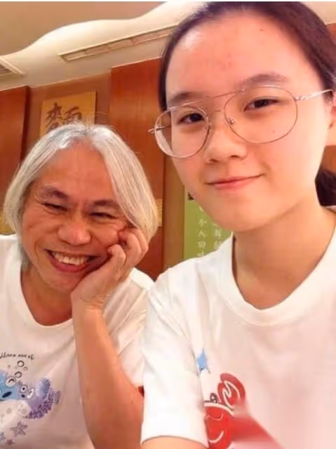 「爺孫戀」李坤城去世,女方透露生前住院7個月,兩人已結婚領證