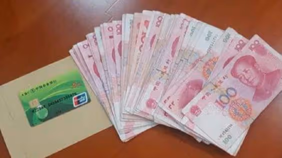 結婚3年,遠嫁女背著丈夫偷偷給父母5000元,丈夫發現後這樣做了