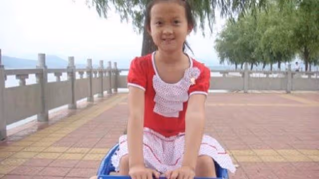我嫁給二婚丈夫,3年來繼女對我百般牴觸,丈夫的表現讓我更失望